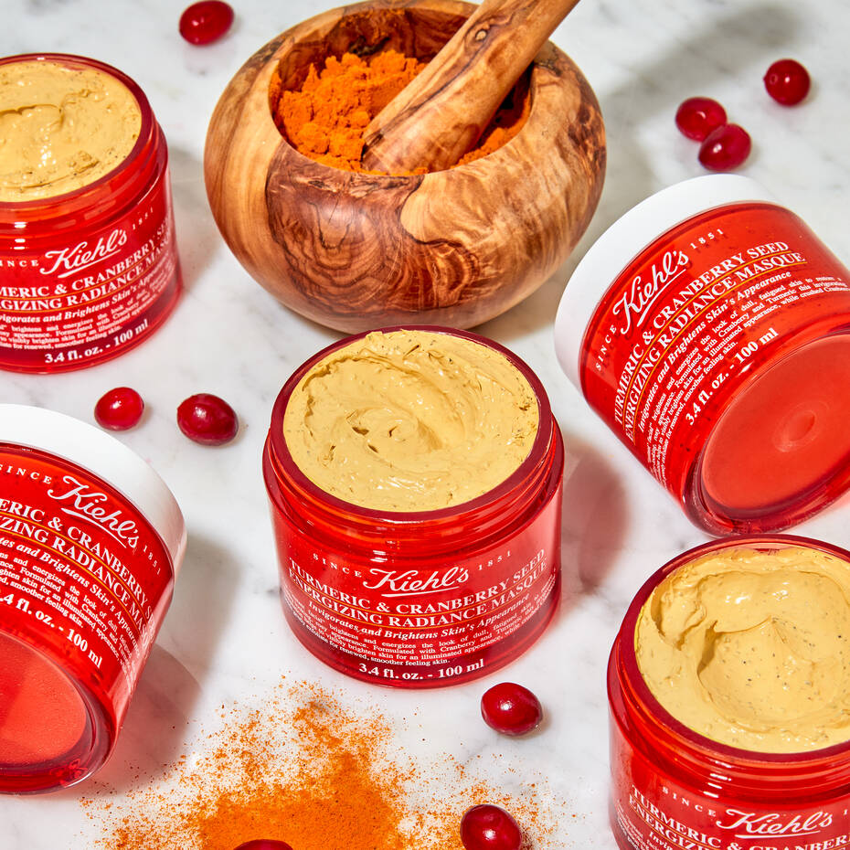 Turmeric and Cranberry Seed Energizing Radiance Masque